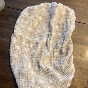 Babyletto All Stages Muslin Bassinet Sheet in Palm Tree